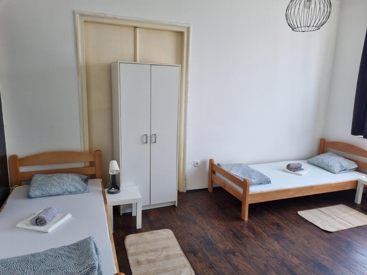 Downtown Belgrade Hostel And Apartments エクステリア 写真