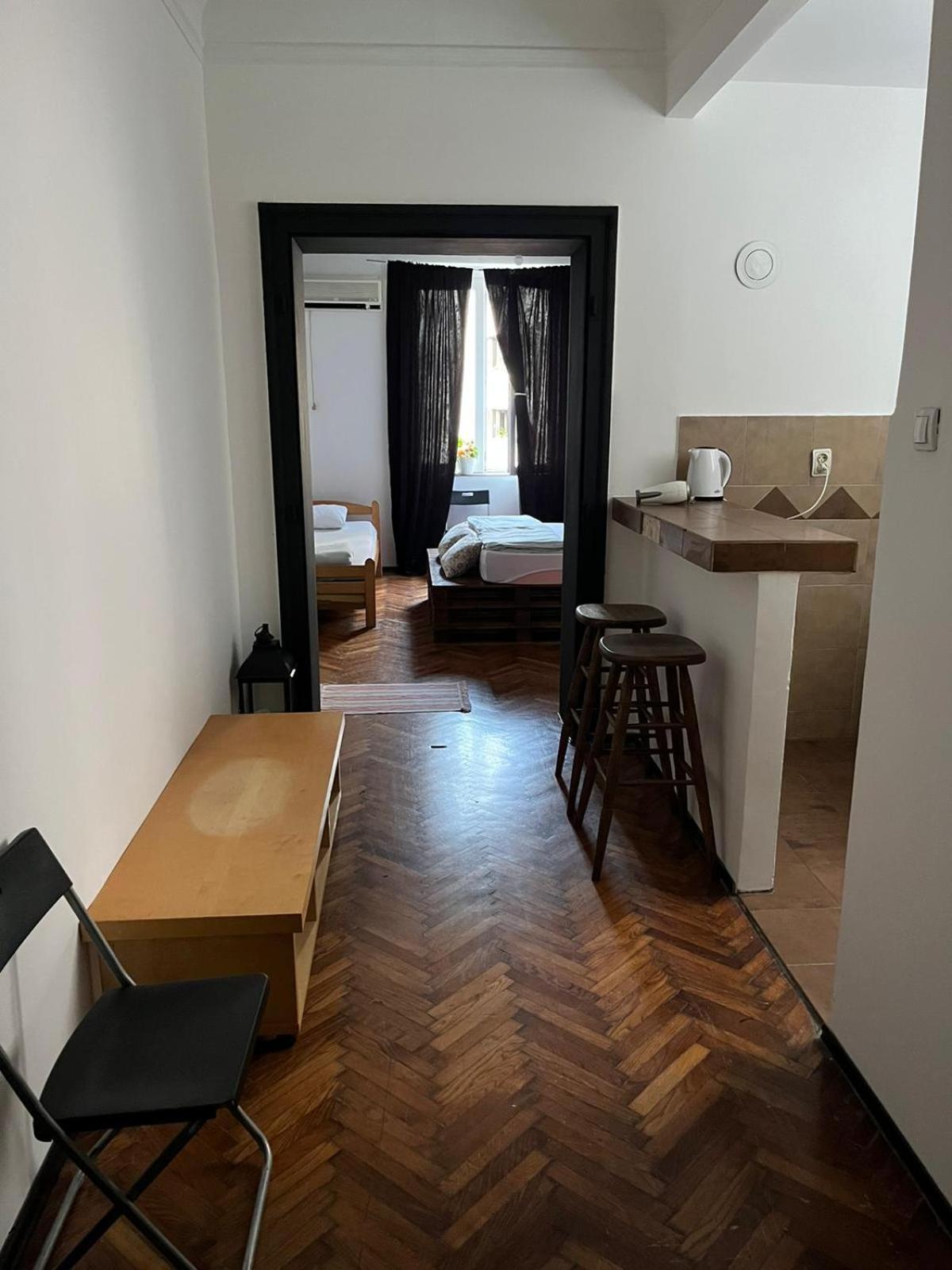 Downtown Belgrade Hostel And Apartments エクステリア 写真